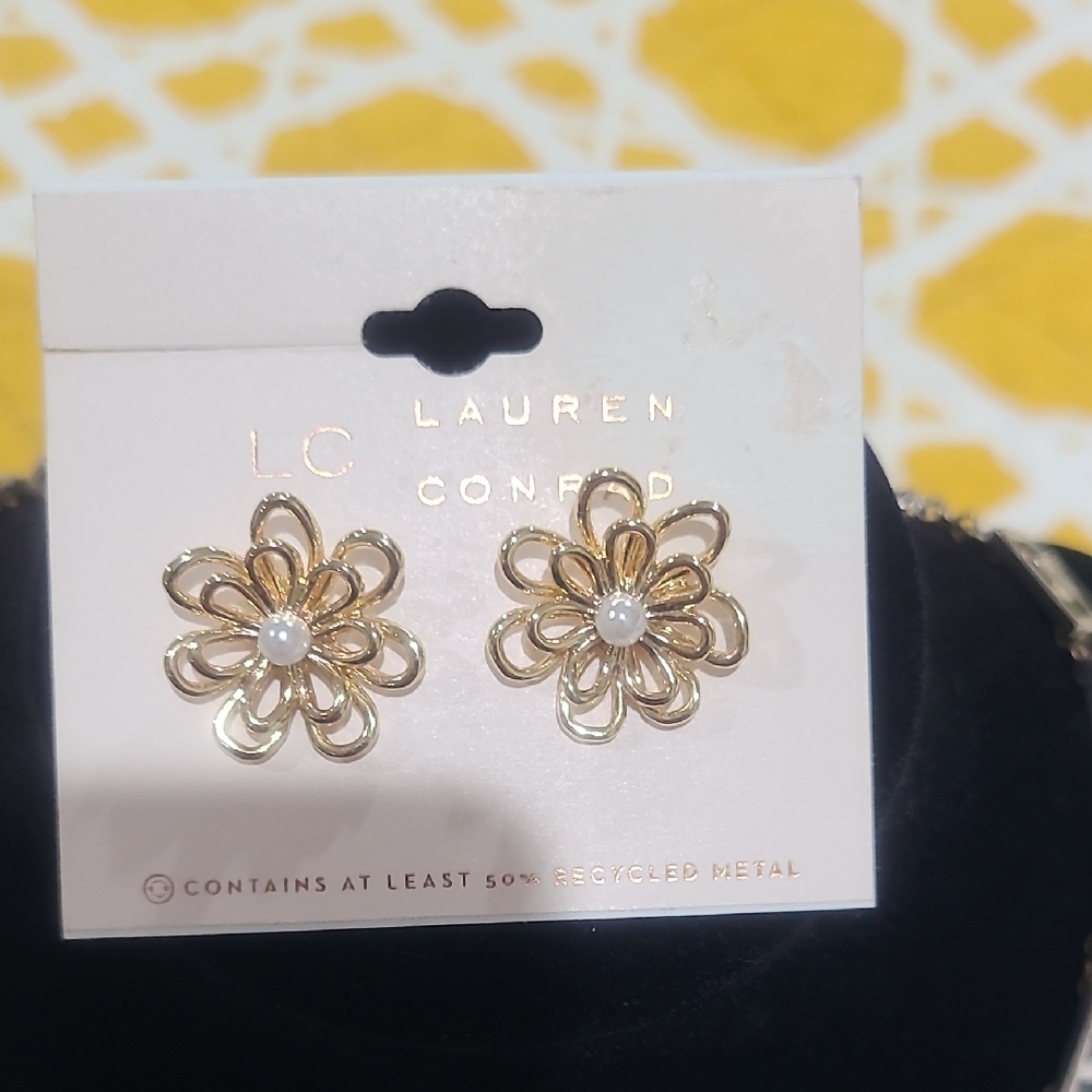 LC Lauren Conrad Gold Flower Earrings